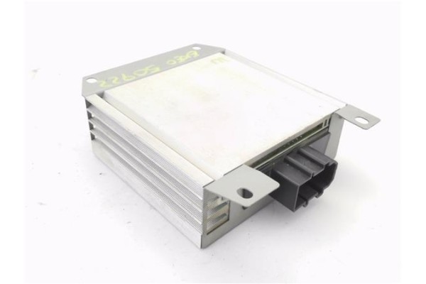 Recambio de amplificador sonido para seat exeo st (3r5) 2.0 reference referencia OEM IAM 8E9035223D  