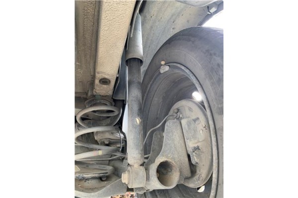 Recambio de amortiguador trasero derecho para renault clio iii 1.5 dci (c/br1g) referencia OEM IAM 8200452700 8200676771 