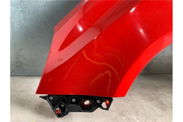 Recambio de aleta delantero izquierda para opel corsa d 1.3 cdti referencia OEM IAM 6102363  