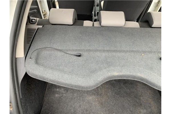 Recambio de bandeja trasero para renault clio iii 1.5 dci (c/br1g) referencia OEM IAM 8200399776  