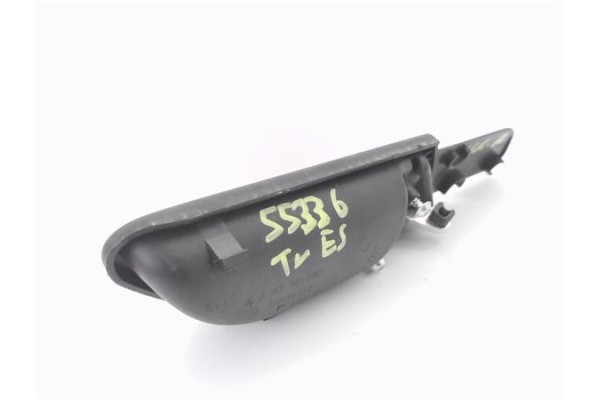 Recambio de manilla int. puerta trasero izquierda para mercedes-benz clase a (bm 169) 1.5 a 150 (169.031) referencia OEM IAM A16
