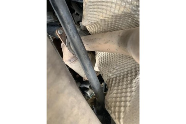 Recambio de barra estabilizadora delantero para renault clio iii 1.5 dci (c/br1g) referencia OEM IAM 8200699574  