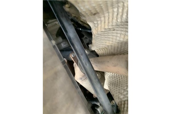 Recambio de barra estabilizadora delantero para renault clio iii 1.5 dci (c/br1g) referencia OEM IAM 8200699574  