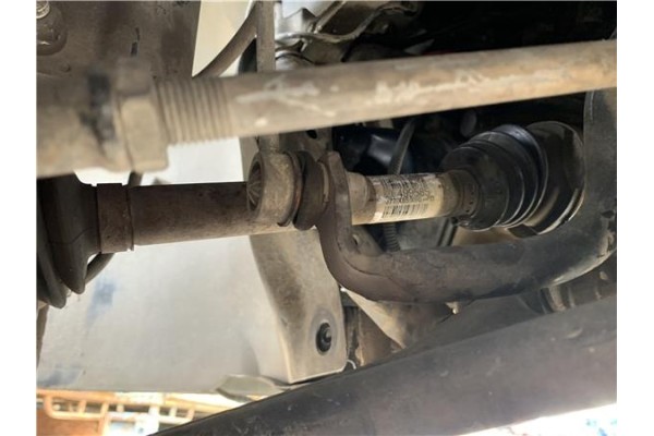 Recambio de barra estabilizadora delantero para renault clio iii 1.5 dci (c/br1g) referencia OEM IAM 8200699574  