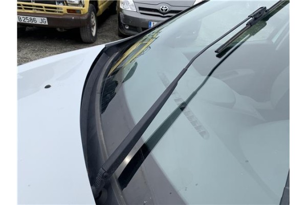 Recambio de brazo limpiaparabrisas delantero derecho para renault clio iii 1.5 dci (c/br1g) referencia OEM IAM 7701061594 770107