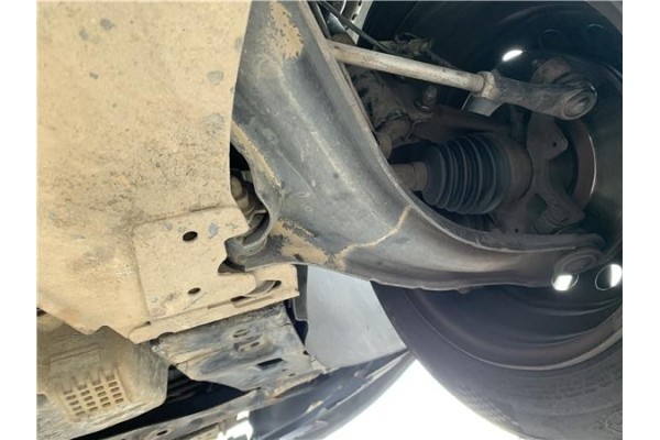 Recambio de brazo suspension delantero derecho para renault clio iii 1.5 dci (c/br1g) referencia OEM IAM 8200615058 8200744092 