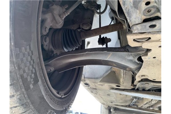 Recambio de brazo suspension delantero derecho para renault clio iii 1.5 dci (c/br1g) referencia OEM IAM 8200615058 8200744092 