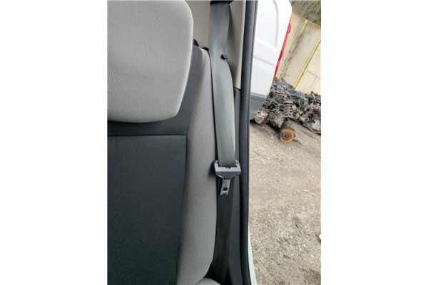 Recambio de cinturon seguridad trasero izquierdo para renault clio iii 1.5 dci (c/br1g) referencia OEM IAM 8200683950  