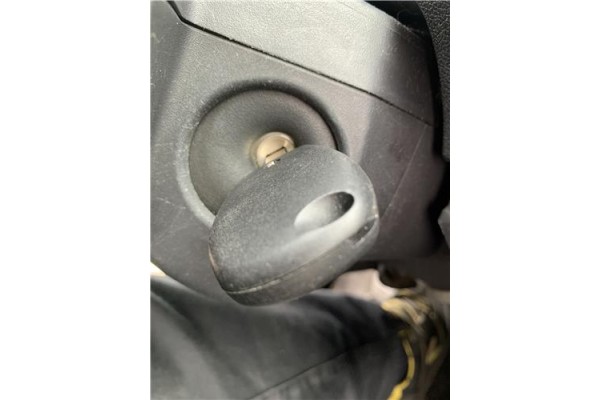 Recambio de clausor para renault clio iii 1.5 dci (c/br1g) referencia OEM IAM 7701208408  