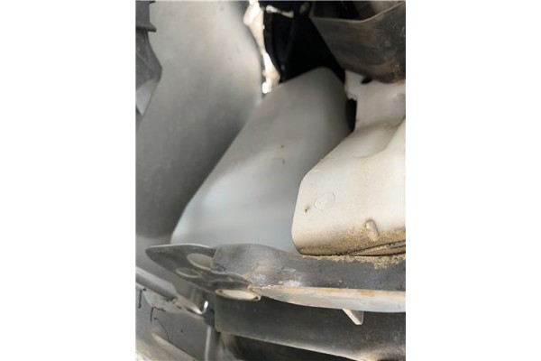 Recambio de deposito limpiaparabrisas para renault clio iii 1.5 dci (c/br1g) referencia OEM IAM 7701058024  