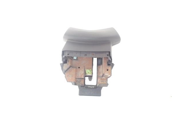 Recambio de embellecedor columna direccion para renault clio iii 1.5 dci (c/br1g) referencia OEM IAM 8200408030 8200837577 