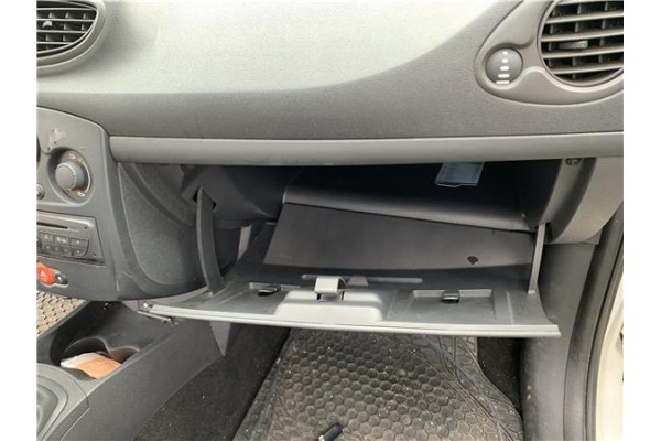 Recambio de guantera salpicadero para renault clio iii 1.5 dci (c/br1g) referencia OEM IAM 8200837509  