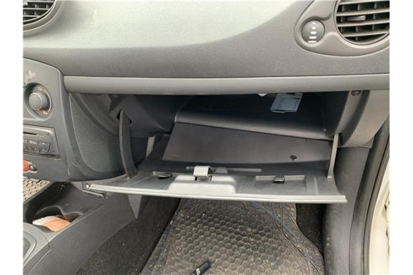 Recambio de guantera salpicadero para renault clio iii 1.5 dci (c/br1g) referencia OEM IAM 8200837509  