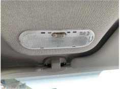 Recambio de luz delantero central techo para renault clio iii 1.5 dci (c/br1g) referencia OEM IAM 8200074362 264300167R 