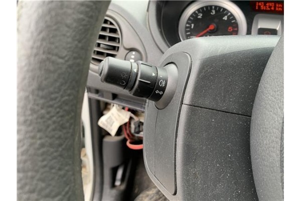 Recambio de mando intermitencia para renault clio iii 1.5 dci (c/br1g) referencia OEM IAM 7701057090 8201590638 