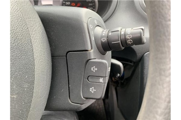 Recambio de mando intermitencia para renault clio iii 1.5 dci (c/br1g) referencia OEM IAM 7701057090 8201590638 