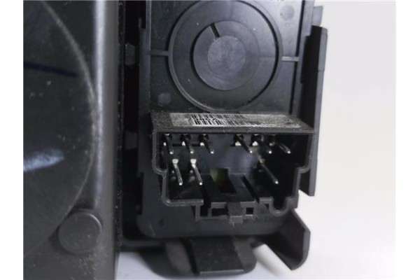 Recambio de mando de luces para chrysler grand voyager (rt) 2.8 limited referencia OEM IAM 1AC51DX9AB 0YD111DVAE 
