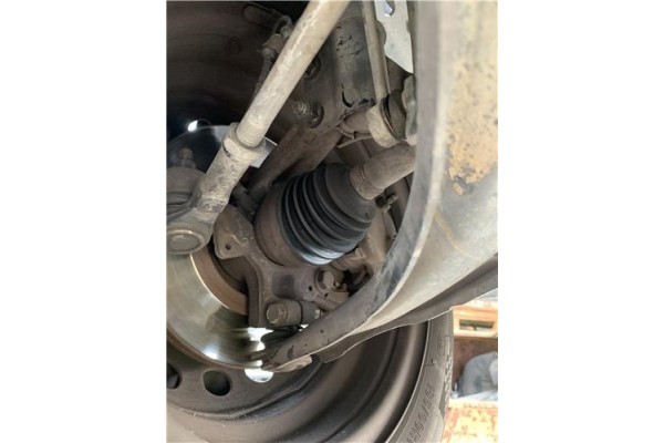 Recambio de mangueta delantero izquierda para renault clio iii 1.5 dci (c/br1g) referencia OEM IAM 8200449957  