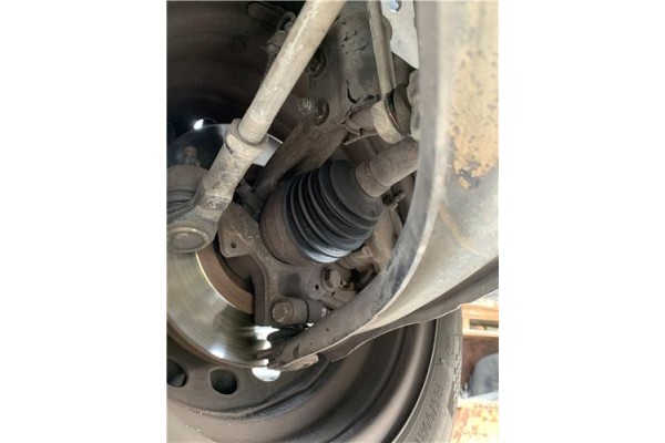 Recambio de mangueta delantero izquierda para renault clio iii 1.5 dci (c/br1g) referencia OEM IAM 8200449957  