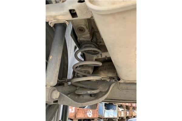 Recambio de muelle amortiguacion para renault clio iii 1.5 dci (c/br1g) referencia OEM IAM 8200461605 8200843953 