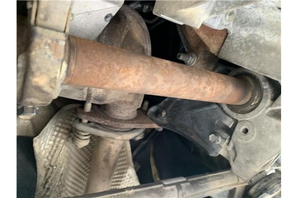 Recambio de palier delantero derecho para renault clio iii 1.5 dci (c/br1g) referencia OEM IAM 8200618111 7711497417 