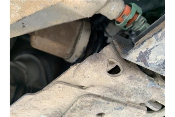 Recambio de palier delantero izquierdo para renault clio iii 1.5 dci (c/br1g) referencia OEM IAM 8200499585 8200618501 