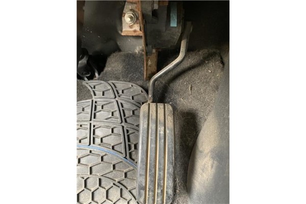 Recambio de pedal acelerador para renault clio iii 1.5 dci (c/br1g) referencia OEM IAM 7701063869  