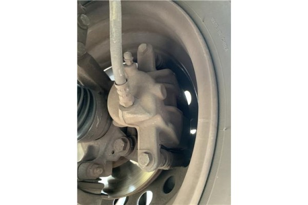 Recambio de pinza freno delantero izquierda para renault clio iii 1.5 dci (c/br1g) referencia OEM IAM 7701065266 410115900R 