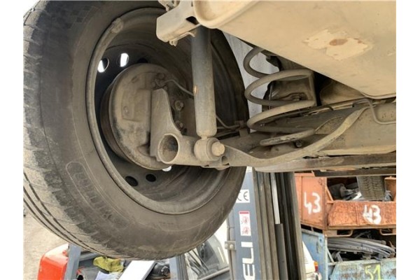 Recambio de puente trasero para renault clio iii 1.5 dci (c/br1g) referencia OEM IAM 7701476725 7701477390 