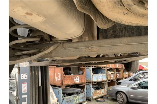 Recambio de puente trasero para renault clio iii 1.5 dci (c/br1g) referencia OEM IAM 7701476725 7701477390 