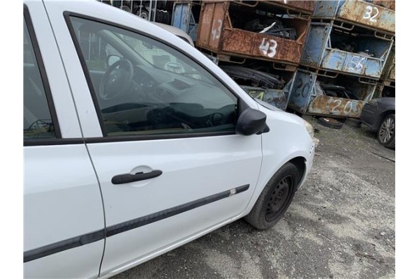 Recambio de puerta delantero derecha para renault clio iii 1.5 dci (c/br1g) referencia OEM IAM 7751479113  
