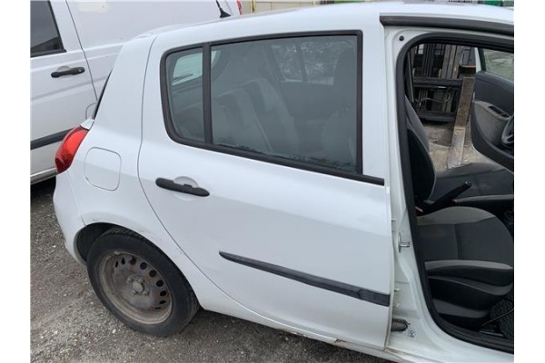Recambio de puerta trasero derecha para renault clio iii 1.5 dci (c/br1g) referencia OEM IAM 7751476111  