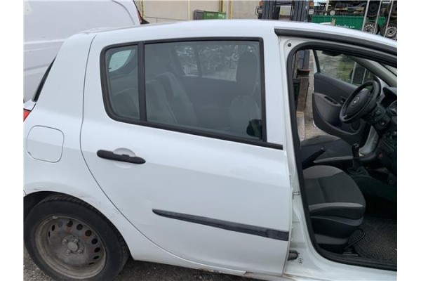 Recambio de puerta trasero derecha para renault clio iii 1.5 dci (c/br1g) referencia OEM IAM 7751476111  