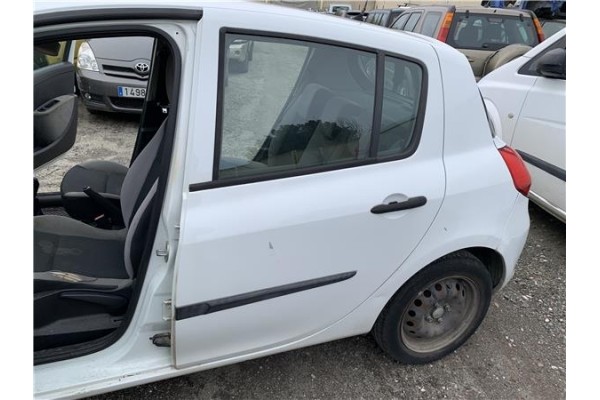 Recambio de puerta trasero izquierda para renault clio iii 1.5 dci (c/br1g) referencia OEM IAM 7751476110  