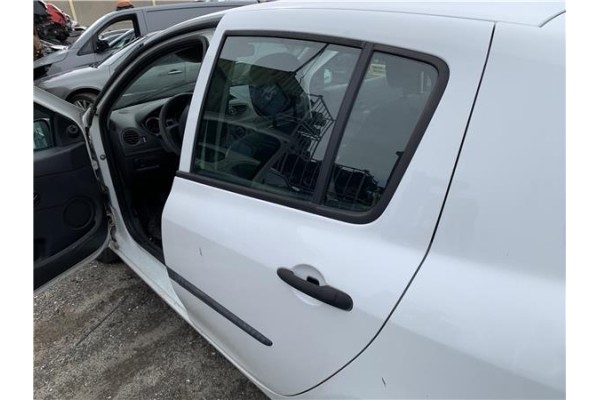Recambio de puerta trasero izquierda para renault clio iii 1.5 dci (c/br1g) referencia OEM IAM 7751476110  