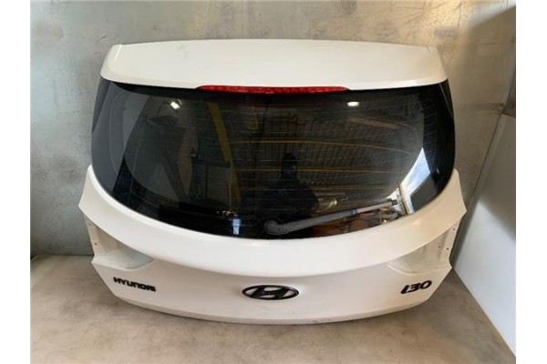 Recambio de porton trasero para hyundai i30 (gd) 1.4 base referencia OEM IAM 73700A6000  