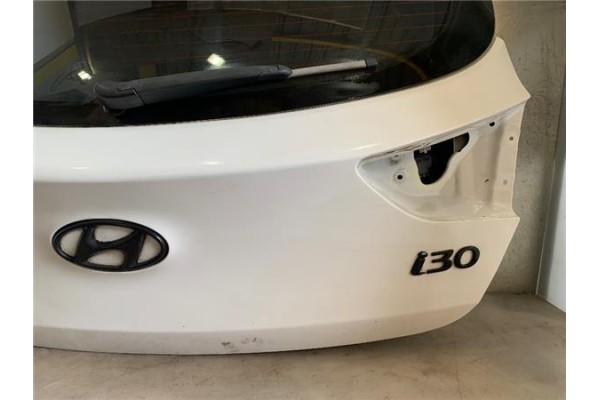 Recambio de porton trasero para hyundai i30 (gd) 1.4 base referencia OEM IAM 73700A6000  