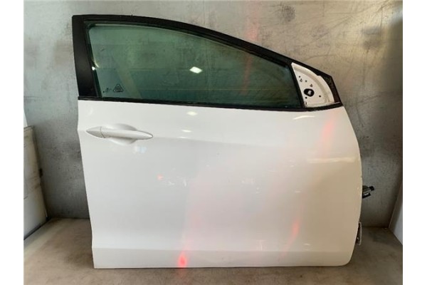 Recambio de puerta delantero derecha para hyundai i30 (gd) 1.4 base referencia OEM IAM 76004A6000  