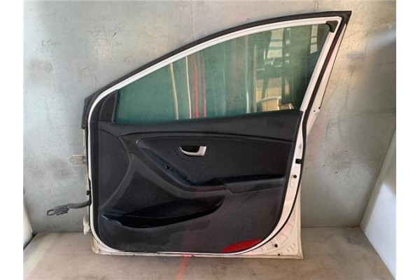 Recambio de puerta delantero derecha para hyundai i30 (gd) 1.4 base referencia OEM IAM 76004A6000  
