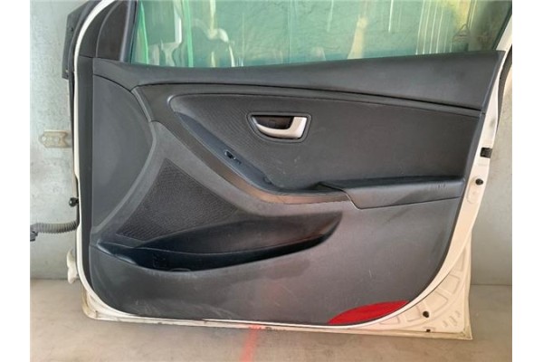Recambio de puerta delantero derecha para hyundai i30 (gd) 1.4 base referencia OEM IAM 76004A6000  
