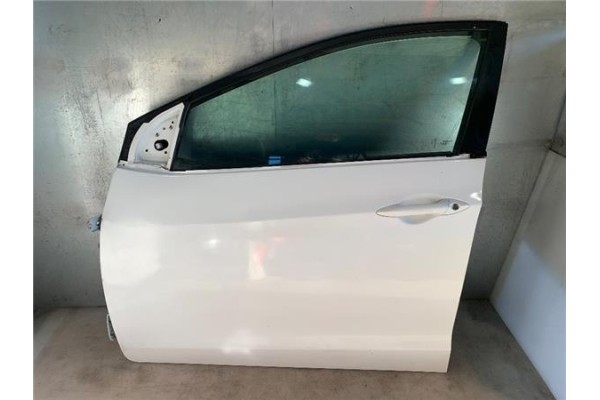 Recambio de puerta delantero izquierda para hyundai i30 (gd) 1.4 base referencia OEM IAM 76003A6000  