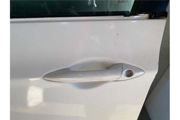 Recambio de puerta delantero izquierda para hyundai i30 (gd) 1.4 base referencia OEM IAM 76003A6000  