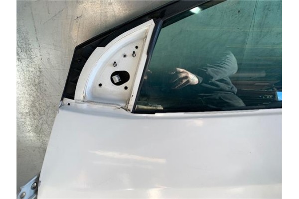 Recambio de puerta delantero izquierda para hyundai i30 (gd) 1.4 base referencia OEM IAM 76003A6000  