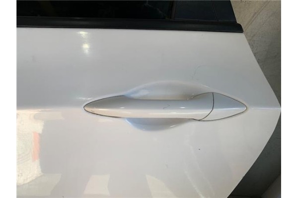 Recambio de puerta trasero izquierda para hyundai i30 (gd) 1.4 base referencia OEM IAM 77003A6000  