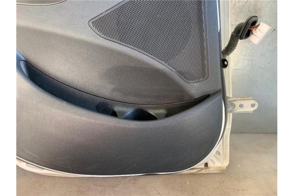 Recambio de puerta trasero izquierda para hyundai i30 (gd) 1.4 base referencia OEM IAM 77003A6000  