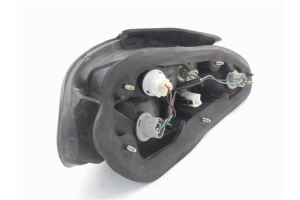 Recambio de piloto trasero derecho para hyundai coupe (j2) 2.0 referencia OEM IAM 9240227020  