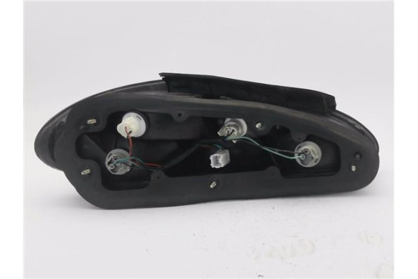 Recambio de piloto trasero derecho para hyundai coupe (j2) 2.0 referencia OEM IAM 9240227020  
