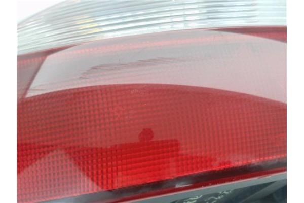 Recambio de piloto trasero izquierdo para hyundai coupe (j2) 2.0 referencia OEM IAM 9240127020  