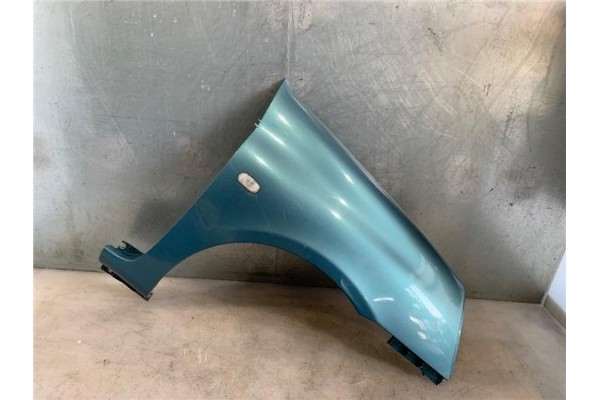 Recambio de aleta delantero derecha para renault clio ii fase ii (b/cb0) 1.2 campus referencia OEM IAM 7701473449  