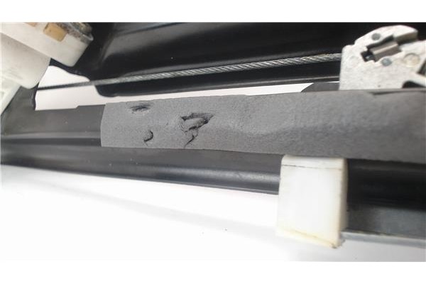 Recambio de mecanismo elevalunas trasero izquierdo para bmw serie 5 berlina (e39) referencia OEM IAM 67628360511 9030144 8360511